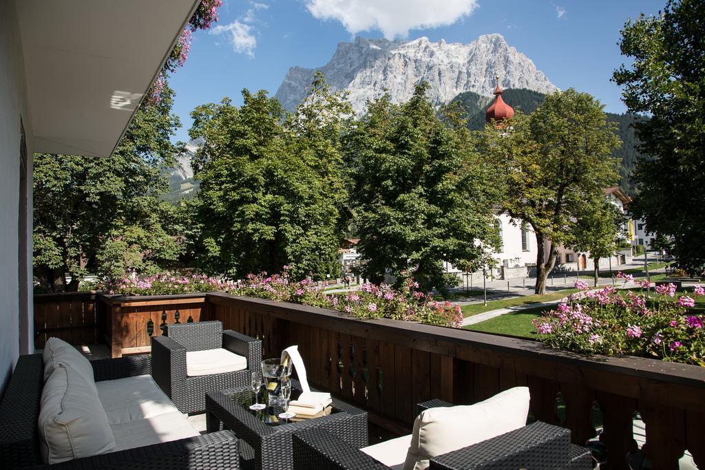 Appartements Al Castagno Ehrwald Exterior photo