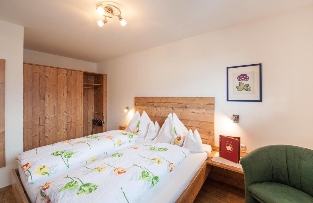 Appartements Al Castagno Ehrwald Exterior photo